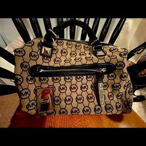 Like new Michael Kors large crossbody